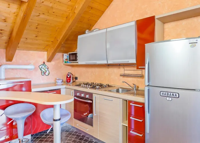 Апартаменты Lovely Orange House